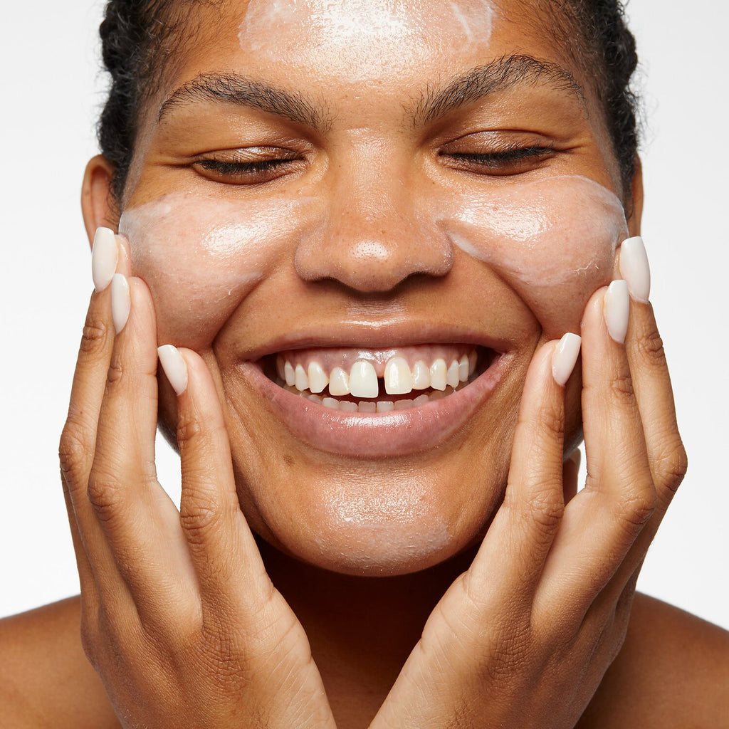 Acne Solutions All-Over Clearing Treatment Oil-Free - Image 2