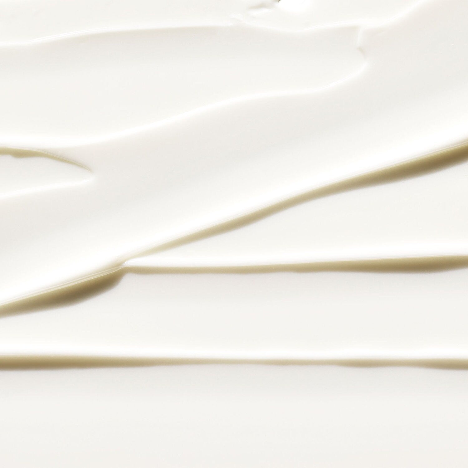 All About Lips - Image 2