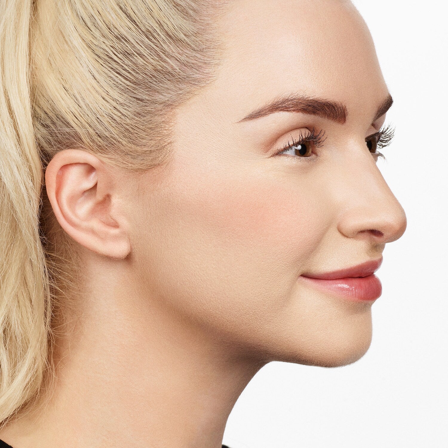 Amazonian Clay 12-Hour Blush - Image 4